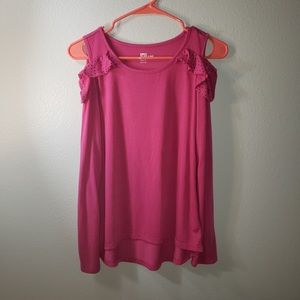 Long-sleeve, cold shoulder top by Epic Threads